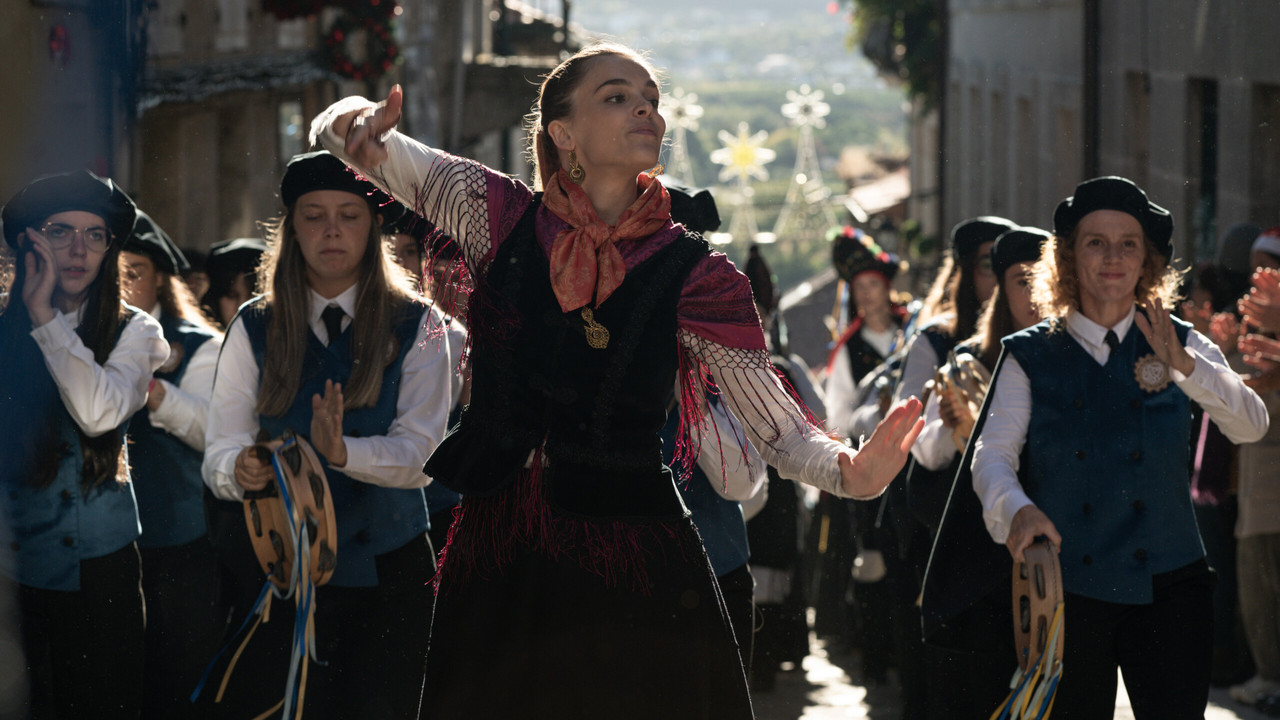 Band Together Movie Screenshot 1